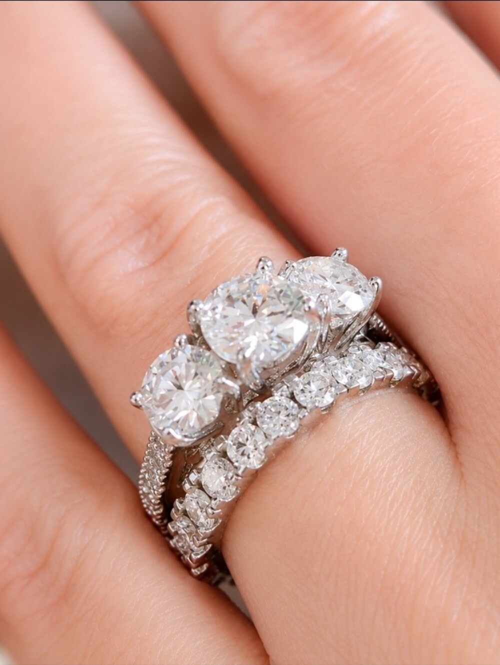 Elegant 1.00+CT 925 Silver Moissanite  Engagement Infinity Band Ring Set Size 5